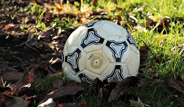 Ściąga kibica. Gra II i III liga