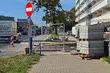 Utrudnienia drogowe w Krupnikach. Trwa układanie kostki 