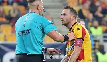 Jagiellonia przekręcona przez arbitrów? Piłkarskie środowisko nie ma wątpliwości
