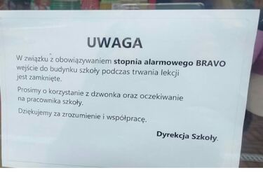 Przedłużono obowiązywanie stopni alarmowych. Premier podpisał zarządzenie