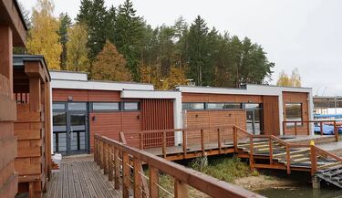Relaks z widokiem na zalew. Sauna Dojlidy wraca do pełnego rytmu