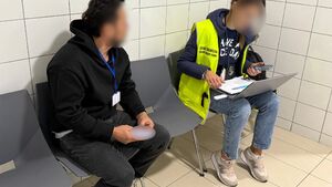 Kontrole w zakładzie pod Łomżą. Straż Graniczna zatrzymała 32 cudzoziemców