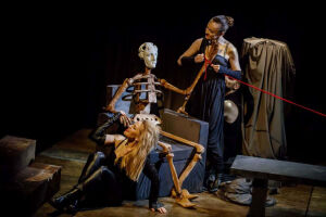 Z głową byka | BTL