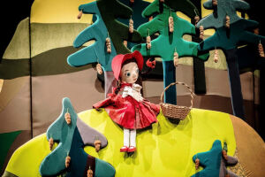 Czerwony Kapturek | BTL