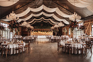 Sale Weselne Białystok i okolice - Rezydencja Protasy, Lipcowy Ogród, Stodoła Howieny