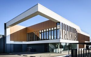 Fabryka Okien ABAKUS z Choroszczy zatrudni pracowników produkcji stolarki PVC