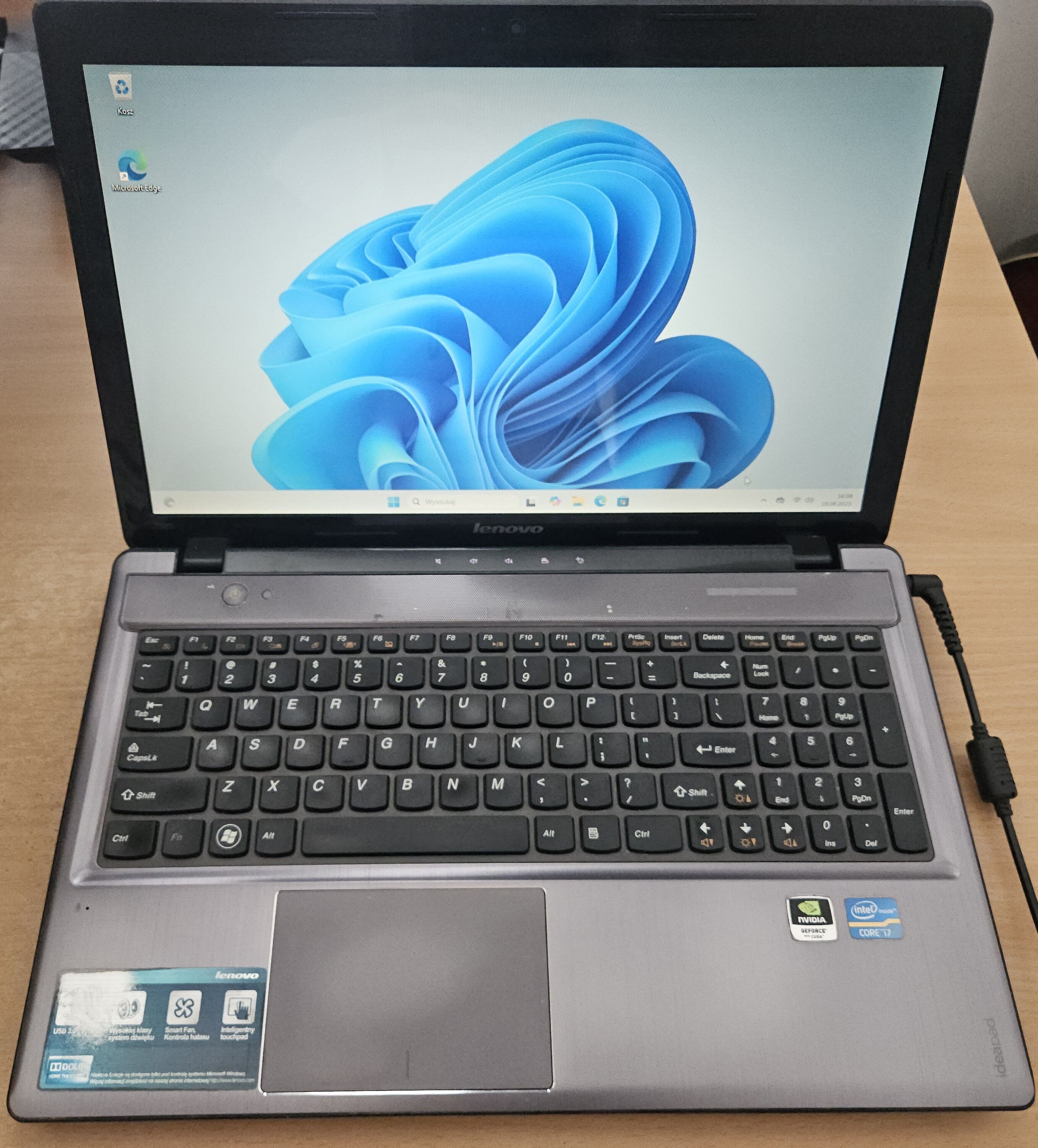 Lenovo, Intel Core i7, NVidia GeForce, 250GB SSD
