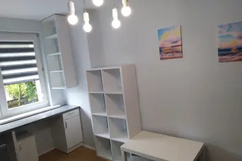 Pokój w mieszkaniu 3 pokojowym  os. Mickiewicza