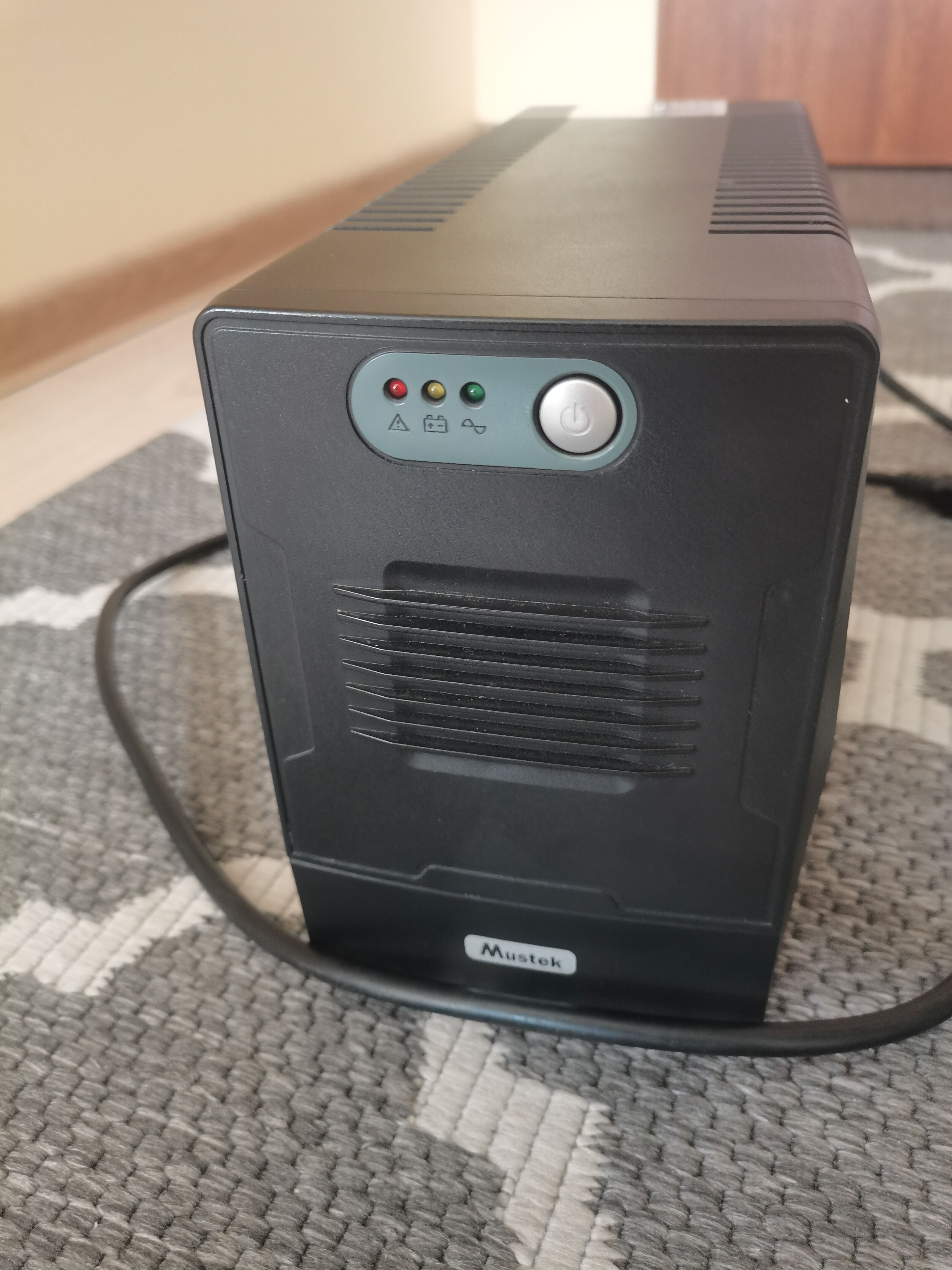 Sprzedam UPS