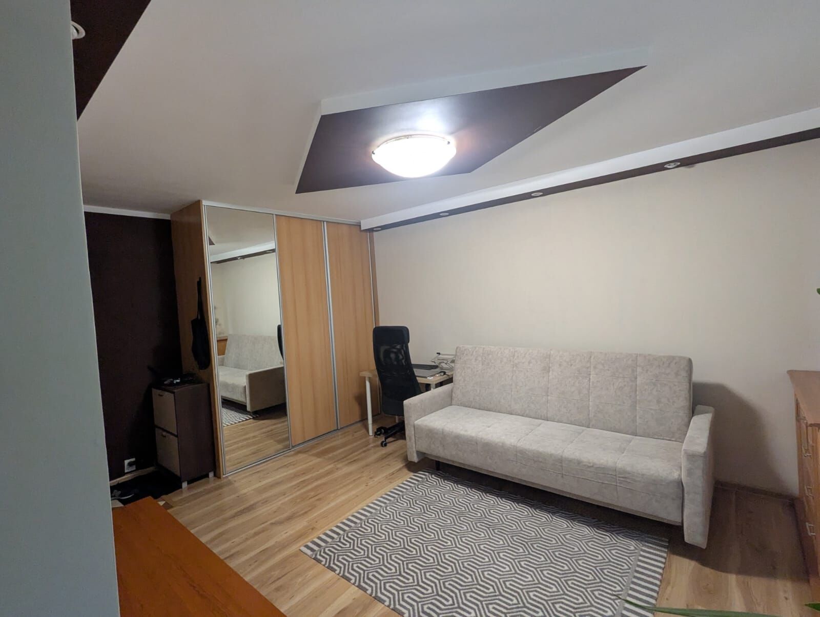 Atrakcyjna kawalerka do wynajęcia na Antuniuku blisko Galerii Antoniuk