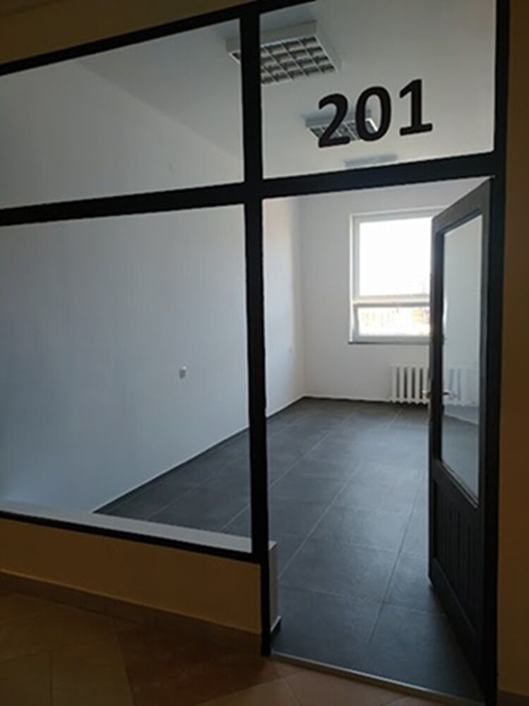 Wynajmę lokal użytkowy 16m2 Św. Rocha 13/15 