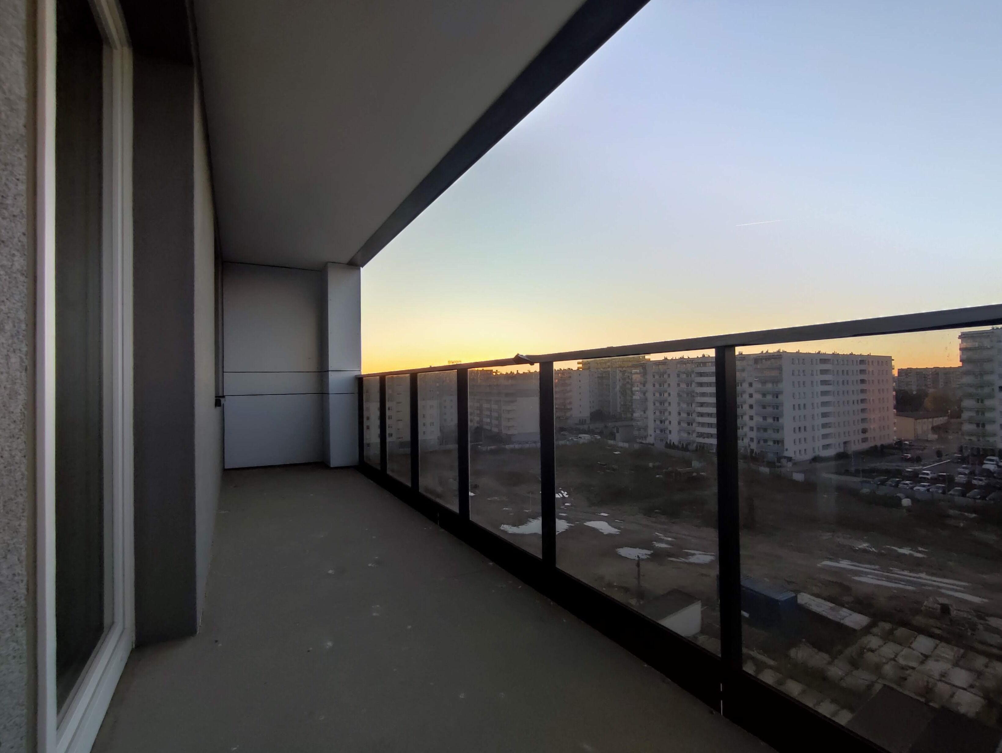 Przestonny apartament w stanie deweloperskim!
