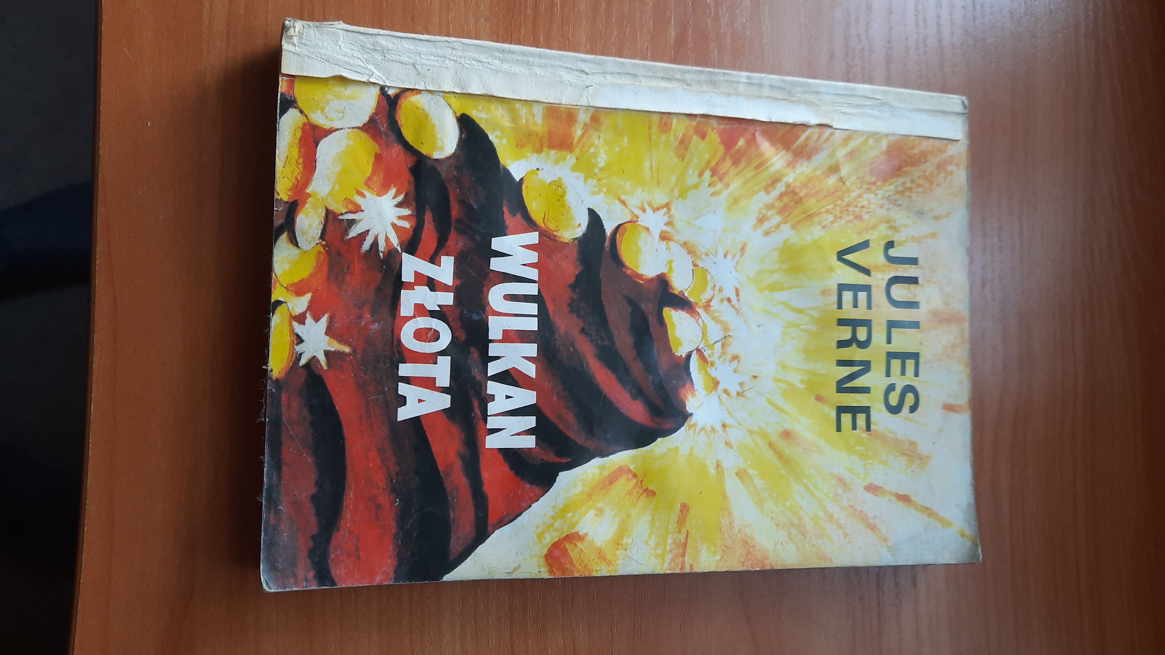 Książka WULKAN ZLOTA Juesa Verne