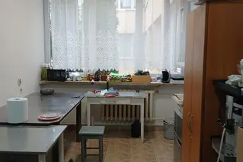 Lokal usługowy 13 m2 w budynku Rzemieślnik