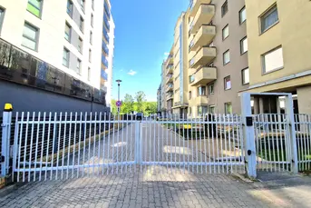 63m² przy Prowiantowej | piętro 4 z 6 | 2008r