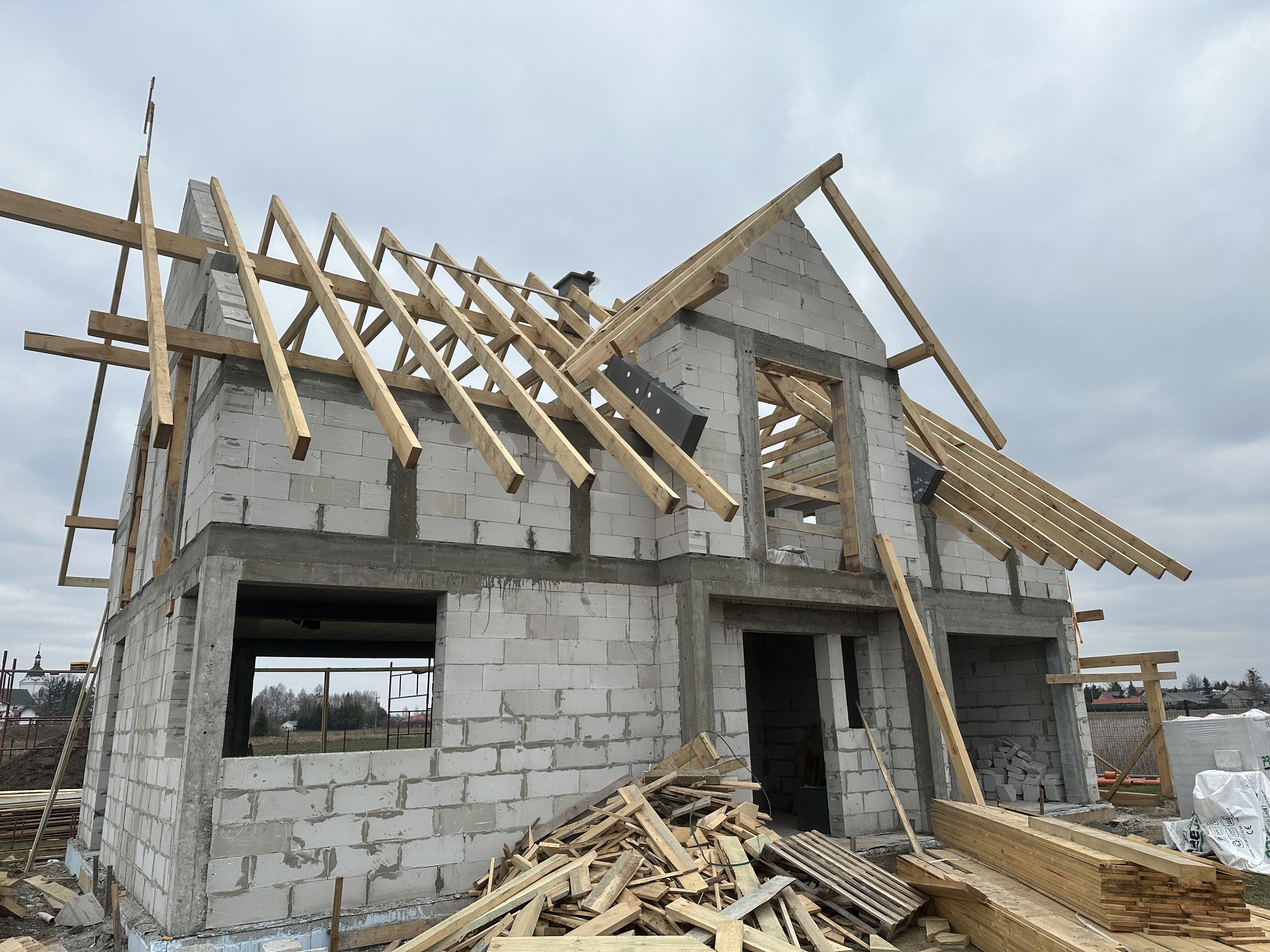 Stany surowe, stropy, schody, 