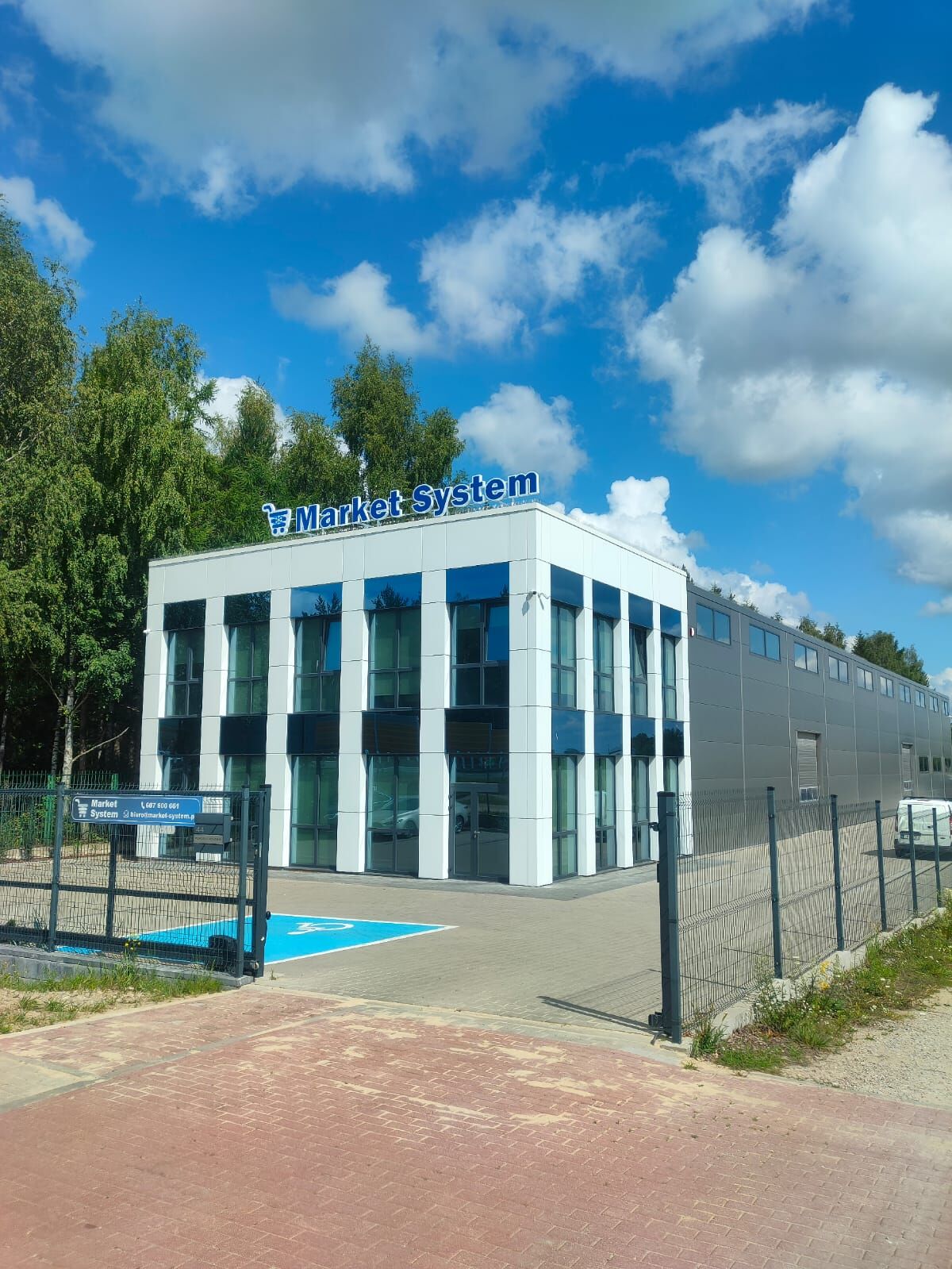 studentów zaocznych i uczniów szkół wieczorowych