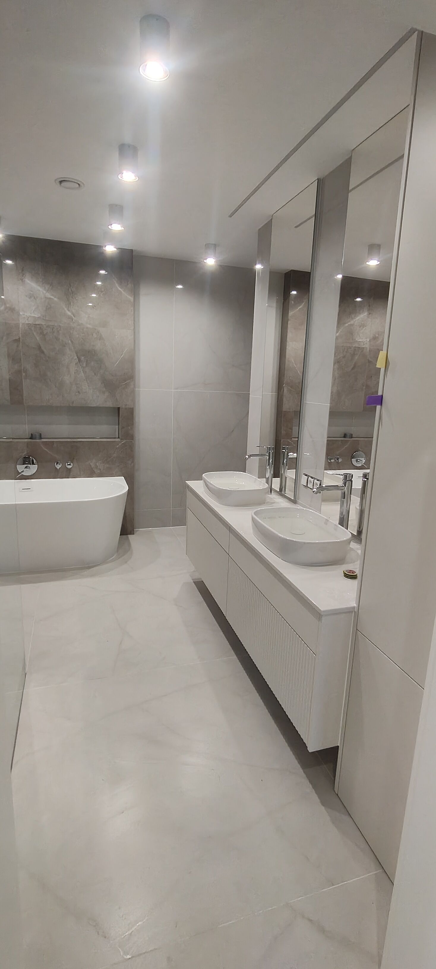 Remonty, wykończenie wnętrz.