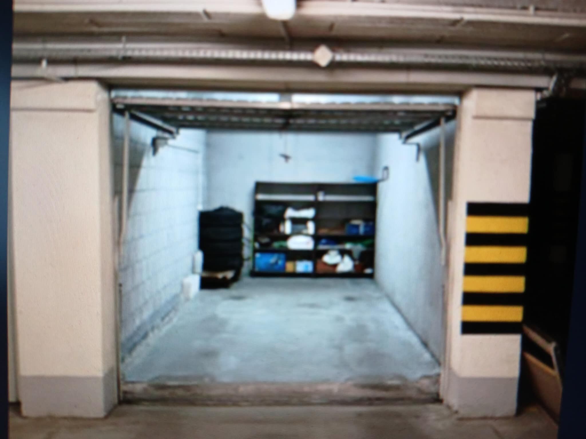 Wynajmę garaż pod blokiem ul. Orzeszkowej 15 A-15B