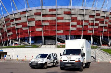 Przewóz mebli z wniesieniem i profesjonalne przeprowadzki z Manatki24