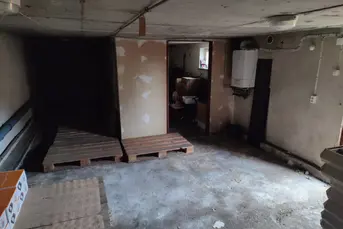 Magazyn ok.35m2 Antoniuk Fabryczny 48