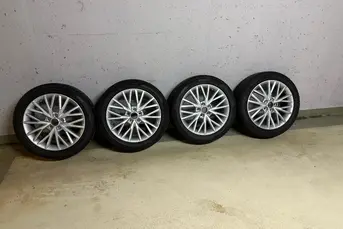 Kolana felgach aluminiowych - komplet