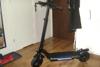 Sprzedam nowa hulajnoge RUPTOR R-1 NA GWARANCJII