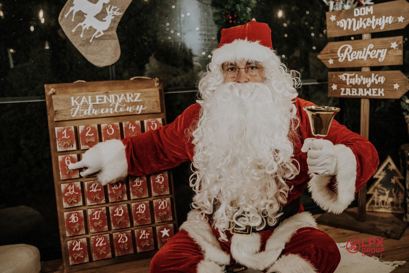 Mikołąj do Wynajęcia, Wizyta Mikołaja