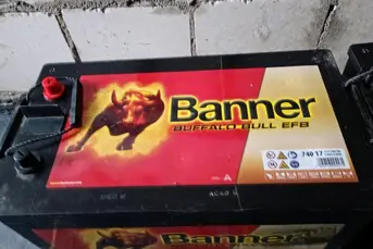 Sprzedam Akumulatory BANNER EFB 12V 240Ah