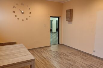 Lokal usł. - biurowy, 28m2, Ip., os. PIASTA
