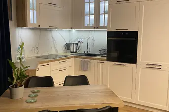 Uroczy apartament i bezpłatny parking na miejscu u