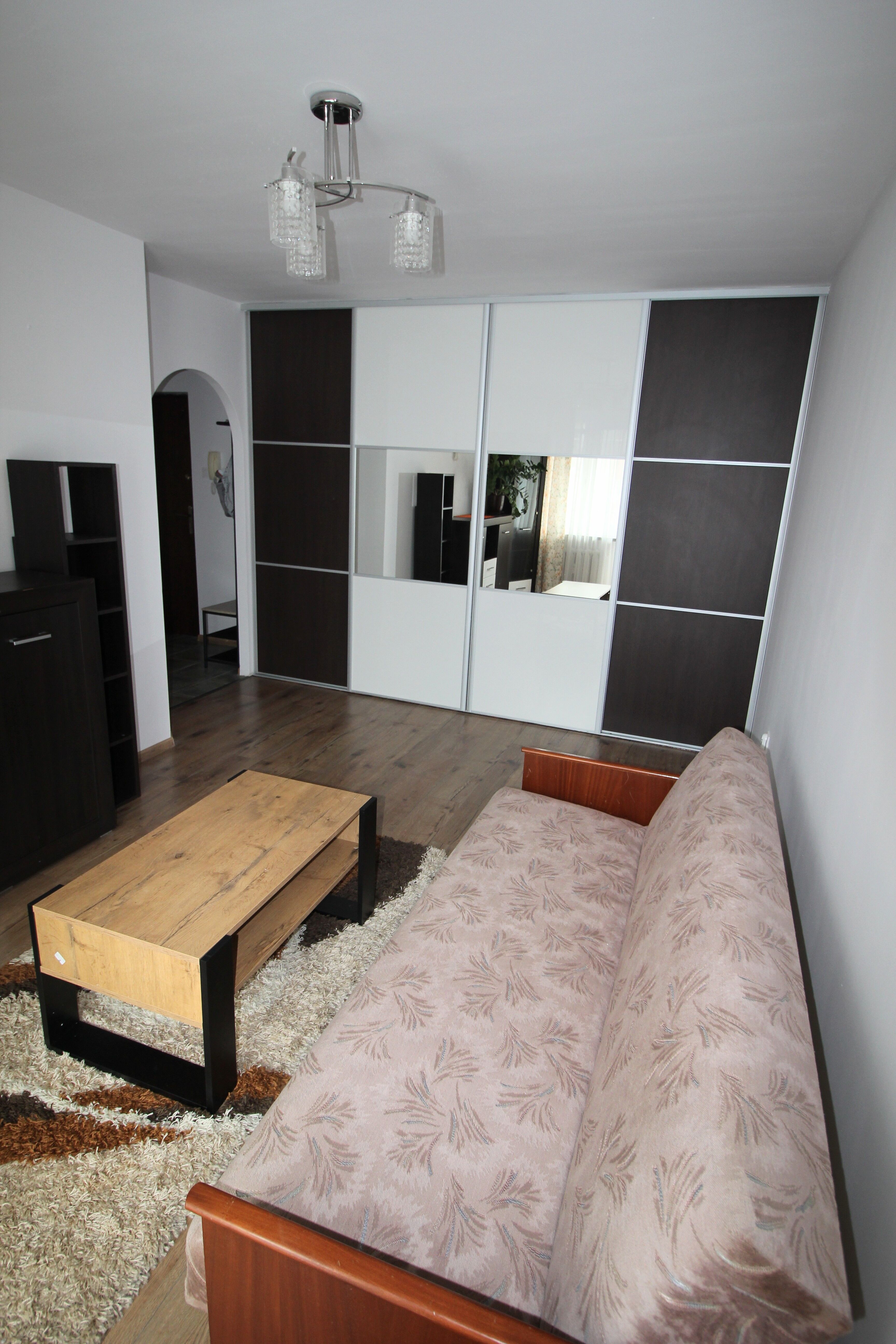 Kleosin Kraszewskiego 2-pokojowe II pietro 41m2