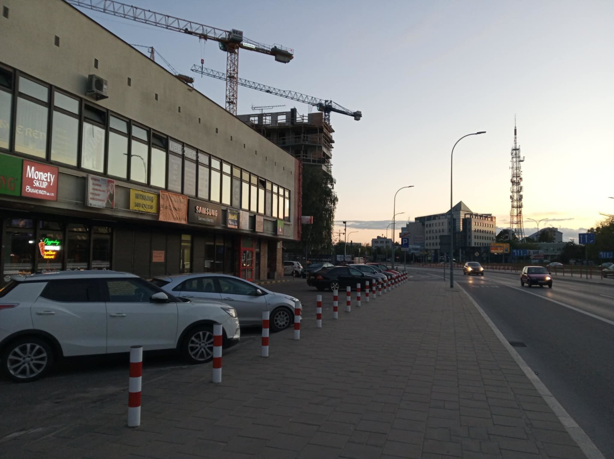 Śródmieście lokal 74 m2, wejście wprost z chodnika