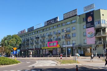 LIPOWA 34 DUŻA KAWALERKA W SAMYM CENTRUM* I piętro