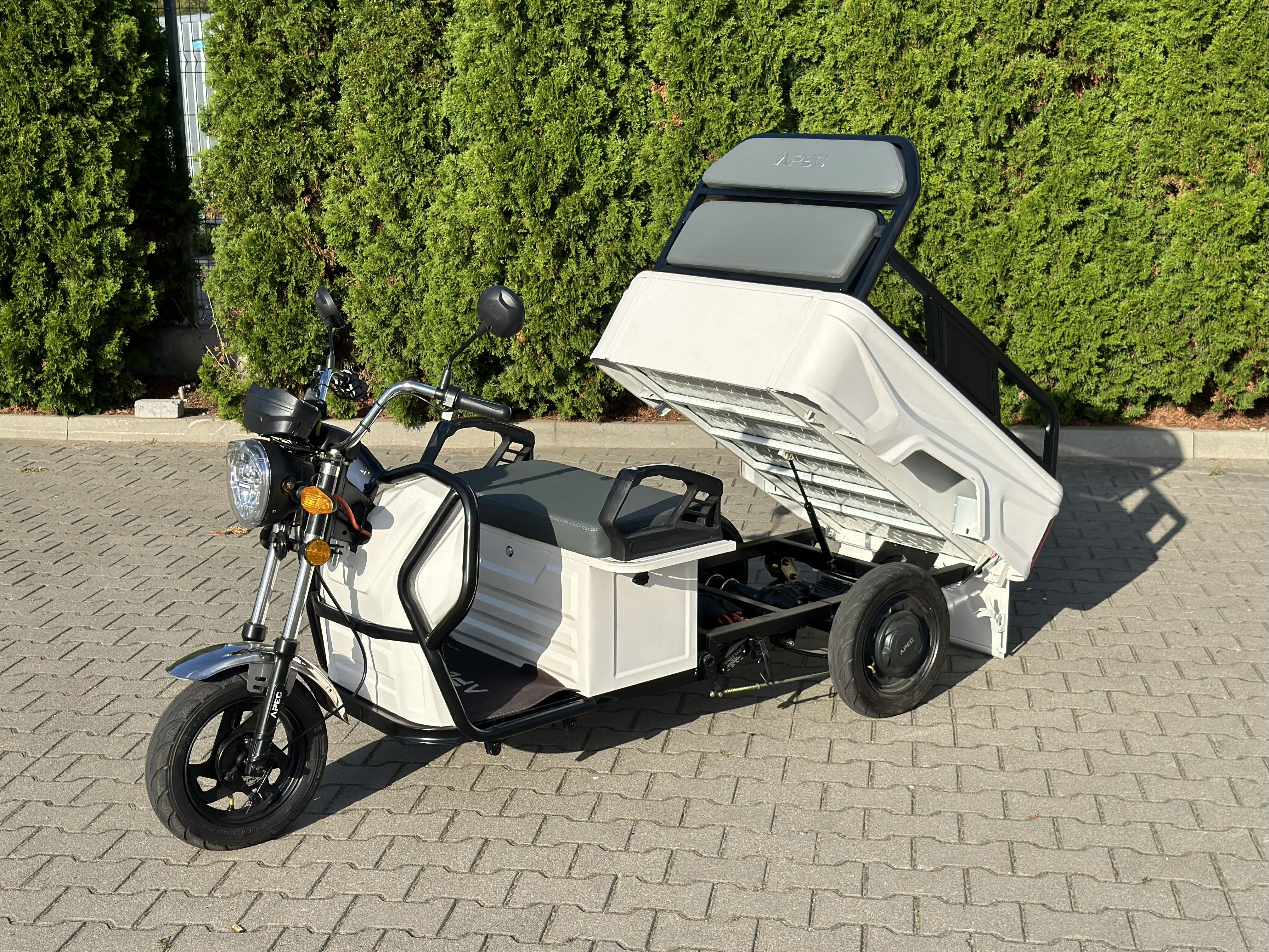 Elektryczny trójkołowiec z kiprem BEZ PRAWA JAZDY!