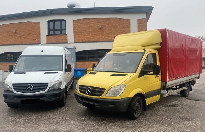 TRANSPORT BUSEM - OPRÓŻNIANIE MIESZKAŃ / PIWNIC