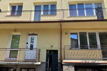 Zamienię duży dom na Nowe Mieszkanie 