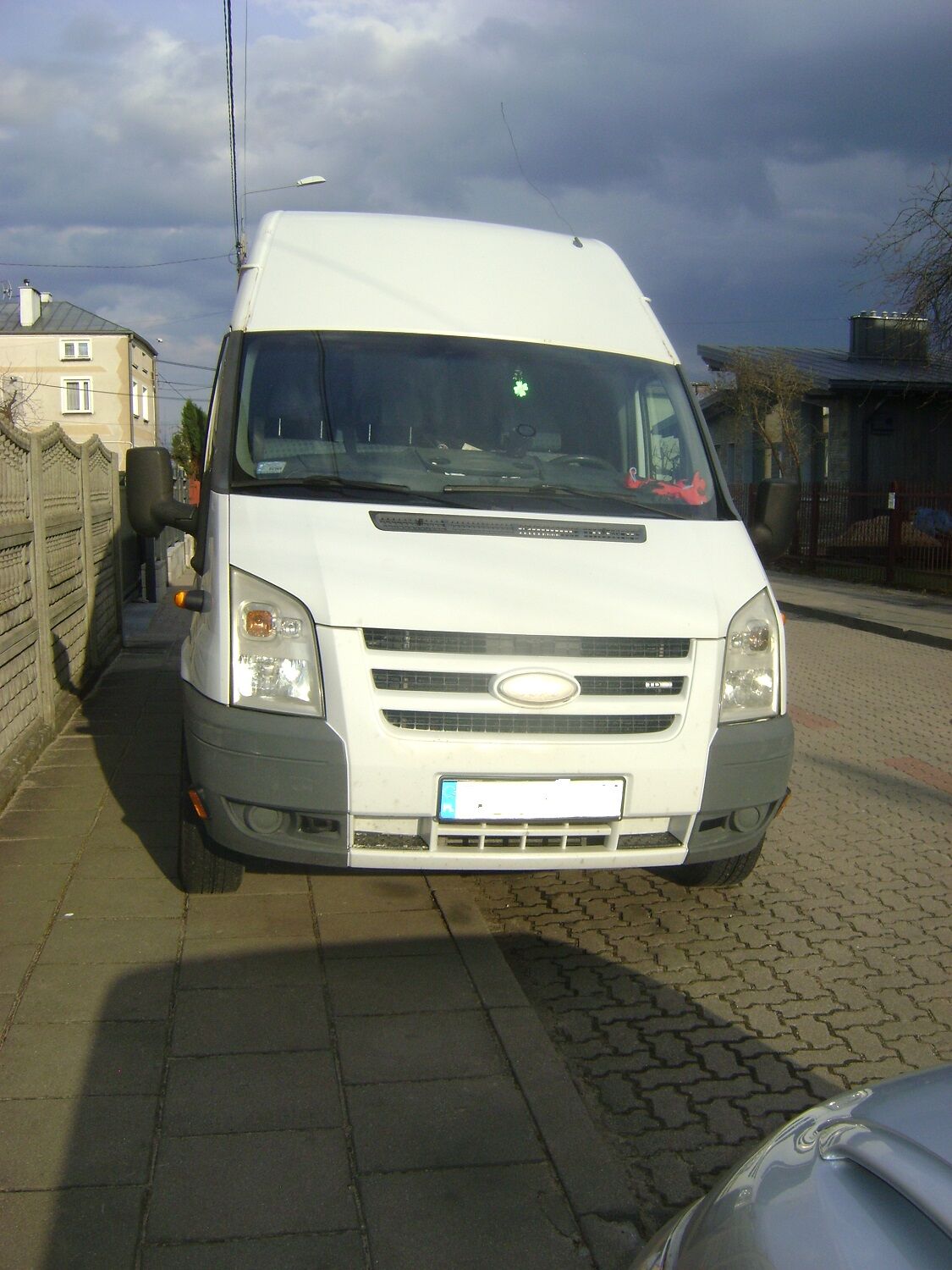 BAGAZOWKI-przeprowadzki-przewoz Mebli-AGD-rzeczy