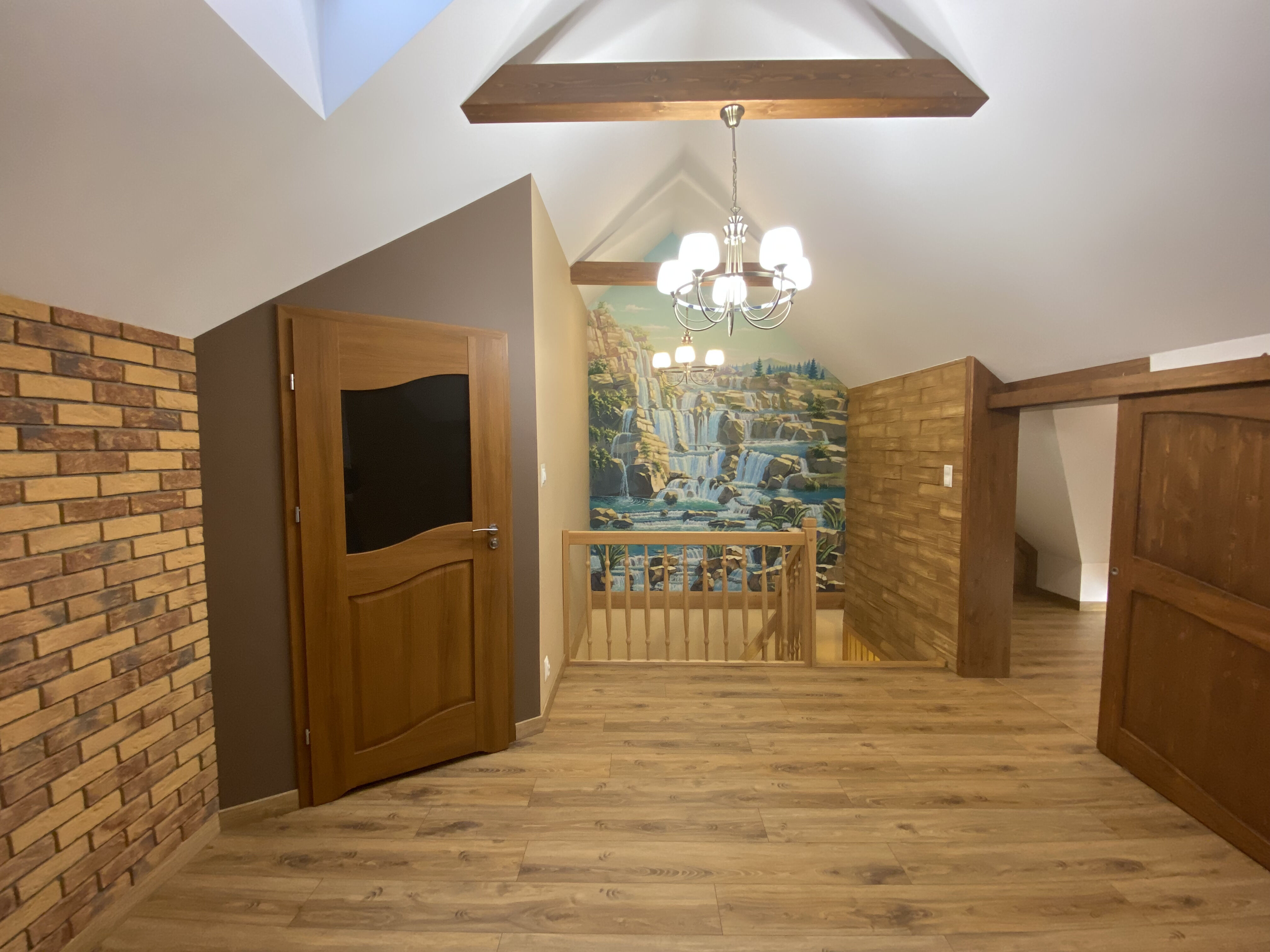 Funkcjonalny dom z garażem (bez pośredników)