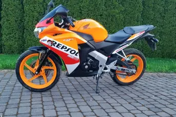 Sprzedam motocykl Honda CBR 125 Repsol 2016