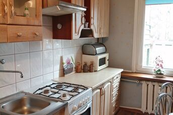 2-pok. ul. STUDZIENNA 48 m2, Parter-niski blok,