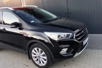 Ford Escape 2.0 EcoBoost 4x4 242 KM Titanium