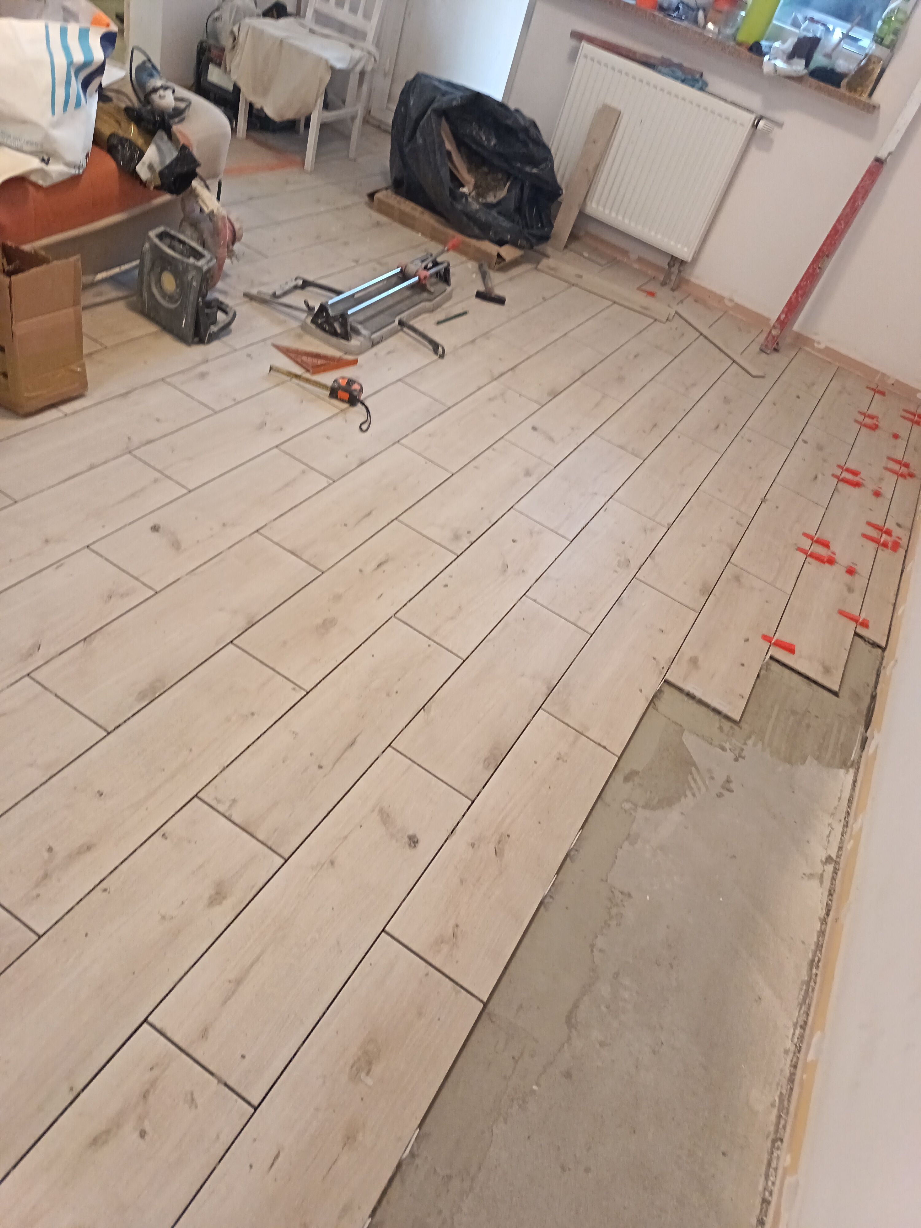 Szpachlowanie, malowanie, remonty 