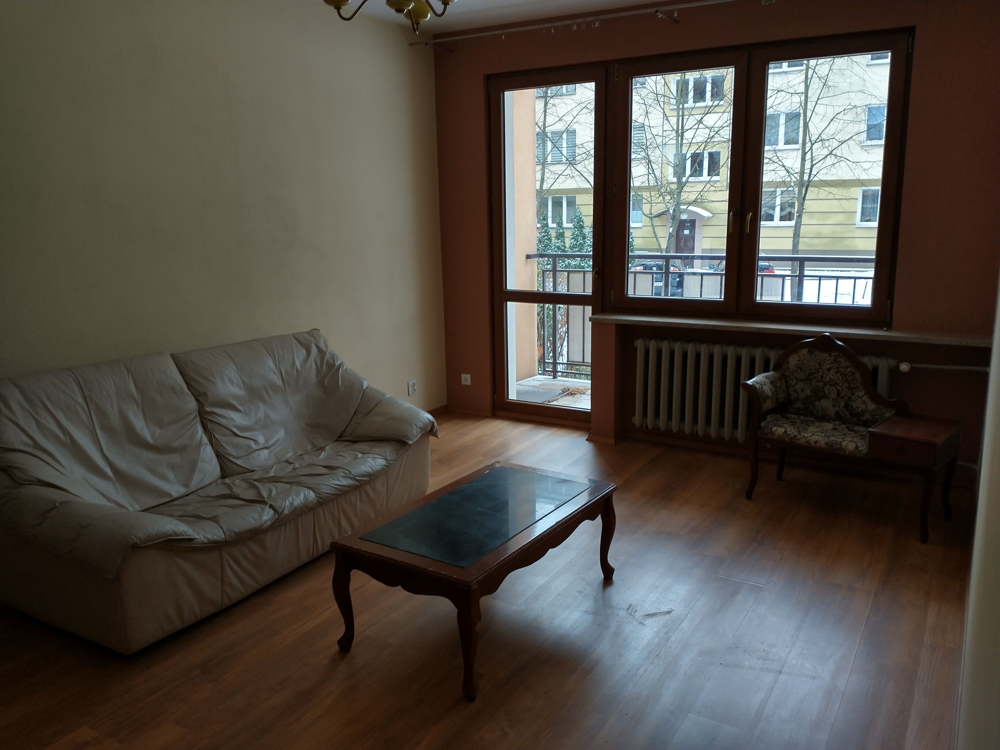 Lokal użytkowy 50m2, 3 pokoje na parterze. CENTRUM