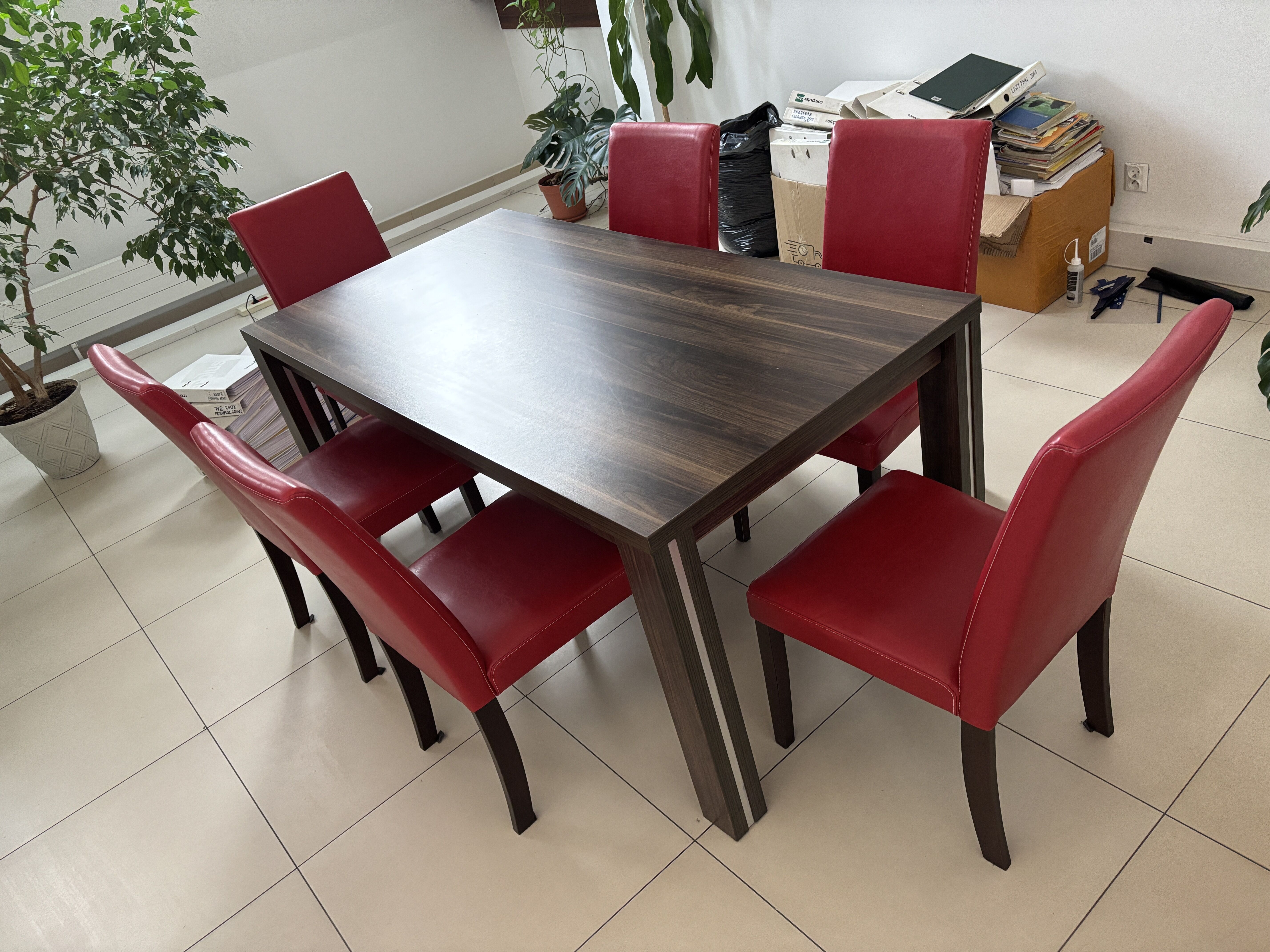 Zestaw konferencyjny: duży stół + 6 krzeseł