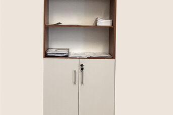 Regał na dokumenty z półkami