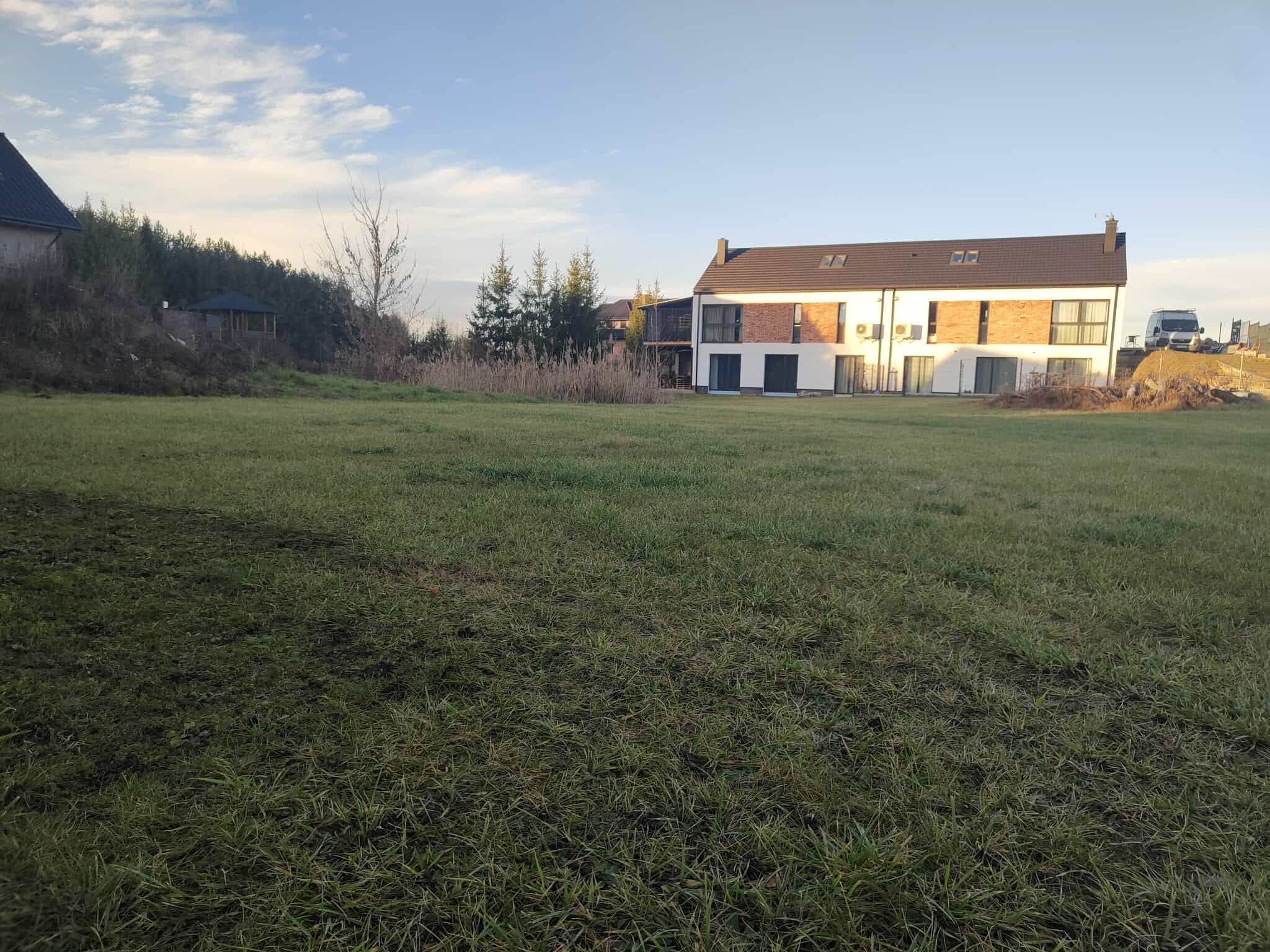 Nowodworce -dział. bud. z war. zab. 3084/1874 m²