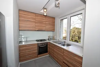 ** 2 pokoje,36m2, Ip, 1975r., ul.Orzeszkowej **