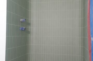 USŁUGI GLAZURNICZE ORAZ REMONTY I WYKOŃCZENIA WNĘTRZ 793-793-607 