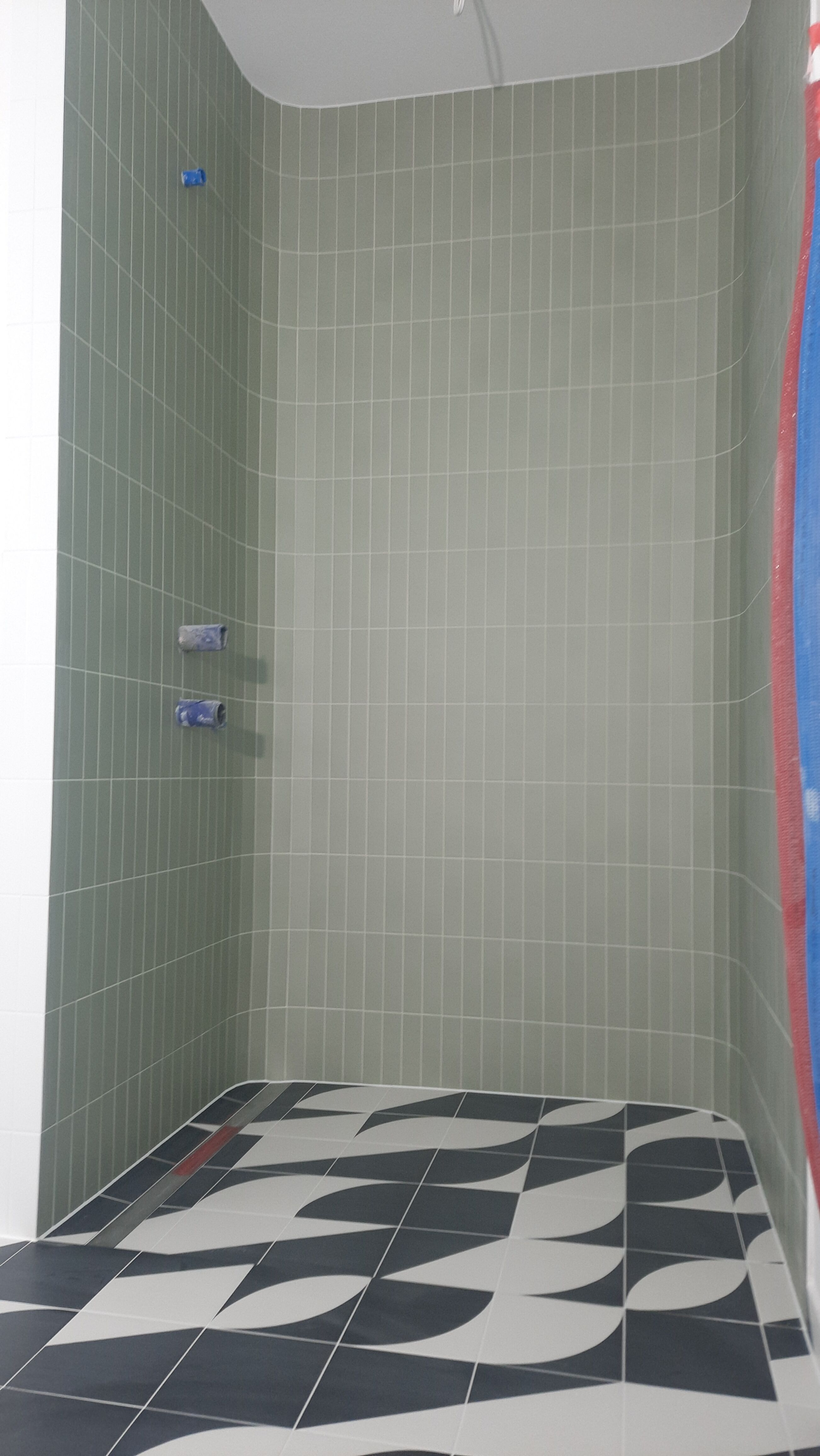 USŁUGI GLAZURNICZE ORAZ REMONTY I WYKOŃCZENIA WNĘTRZ 793-793-607 